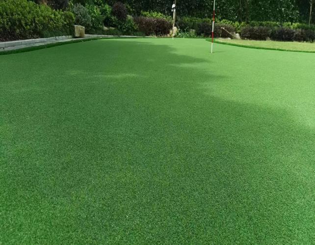 仿真草皮為什么如此受人們的青睞，有哪些特性呢？